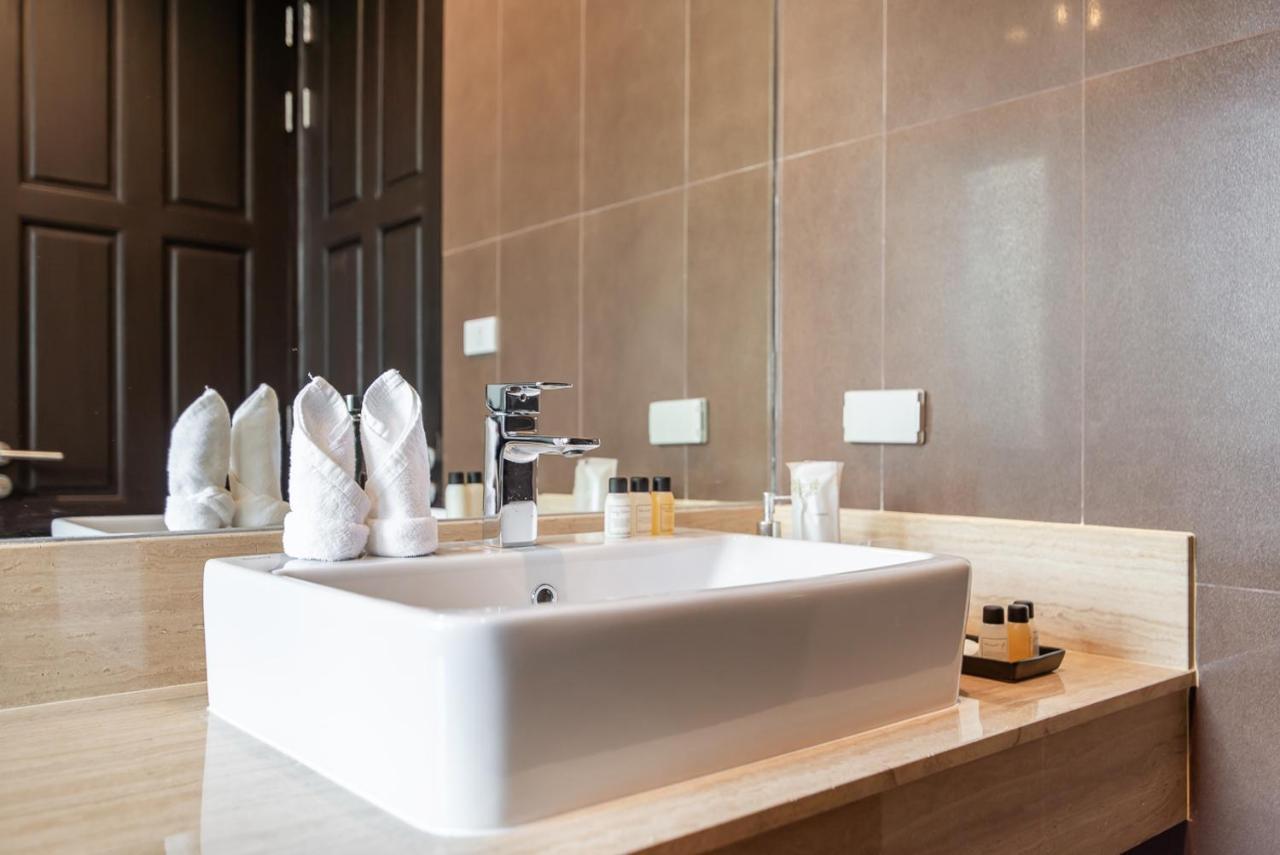 Movenpick Luxury Villa1Fl-Private Pool-Sha Certified Na Chom Thian Exteriör bild